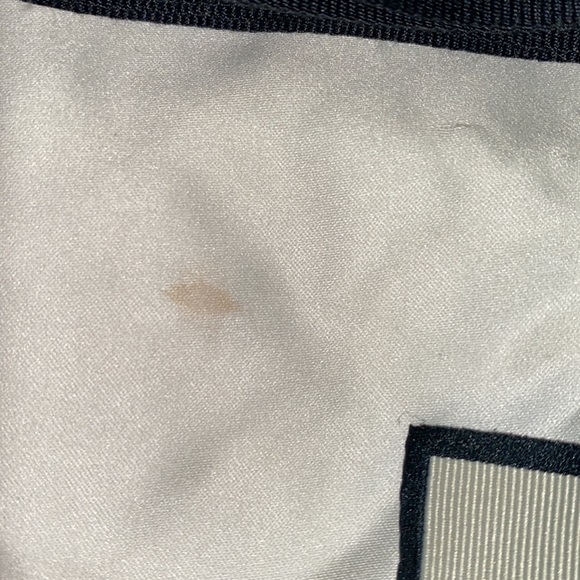 Authentic Cream and black GUCCI dust bag and ribbon - Picture 3 of 3